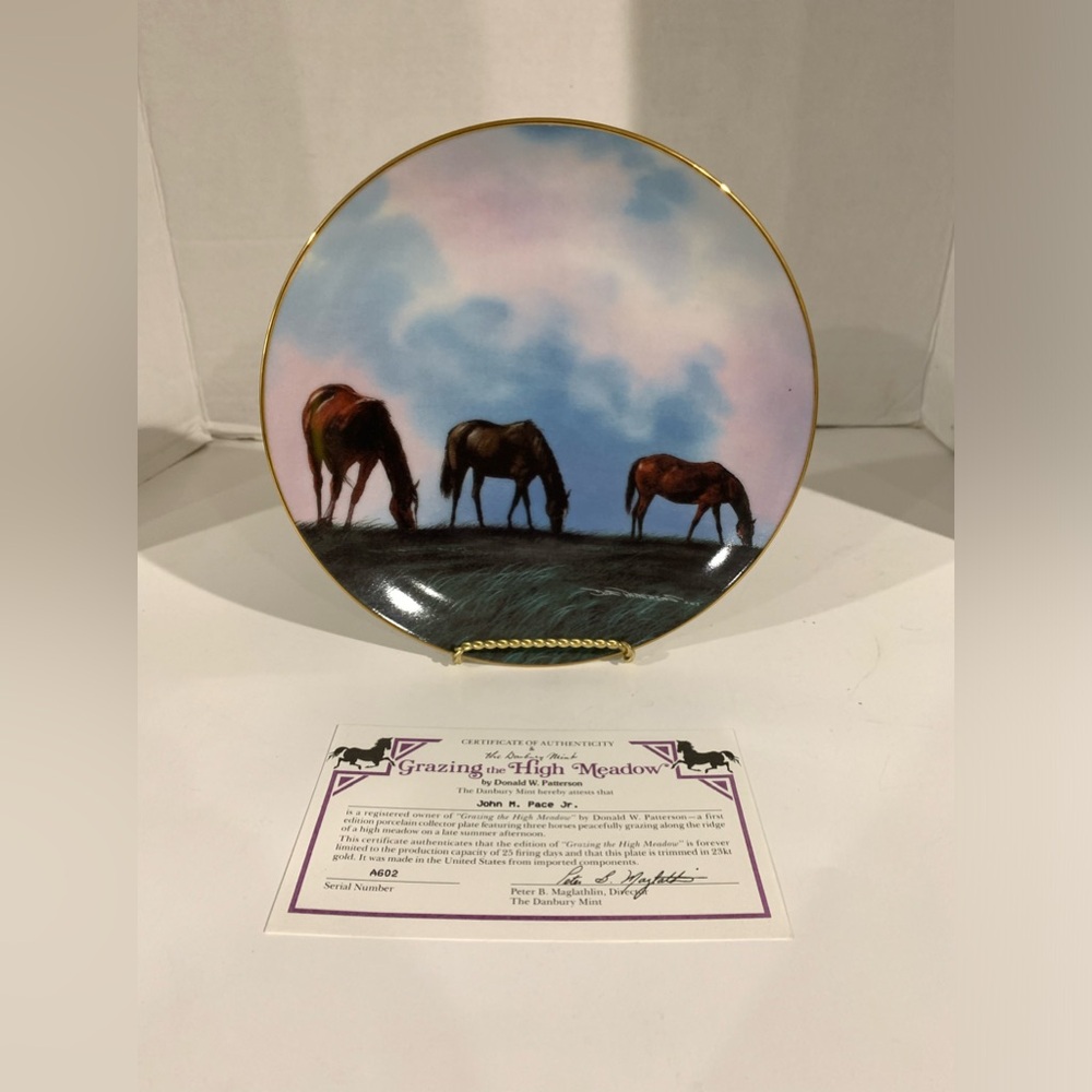 Danbury Mint Grazing in the High Meadow by Donald W Patterson 8" Plate #A602